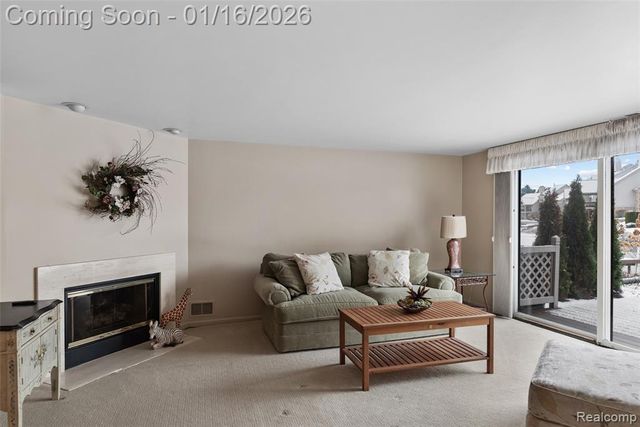 18269 Blue Heron Pointe Drive, Northville, MI 48168