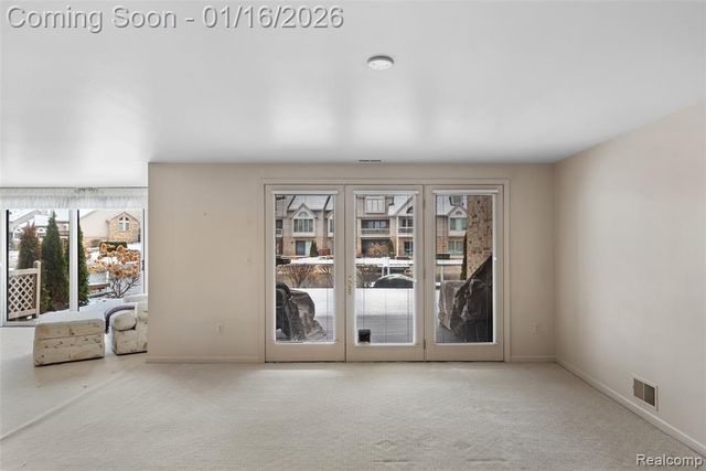 18269 Blue Heron Pointe Drive, Northville, MI 48168