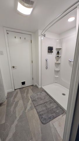 29055 Pennsylvania Road, Romulus, MI 48174