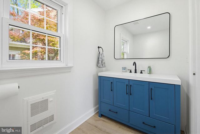 975 SALISBURY CT, Lancaster, PA 17601
