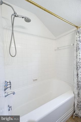 975 SALISBURY CT, Lancaster, PA 17601