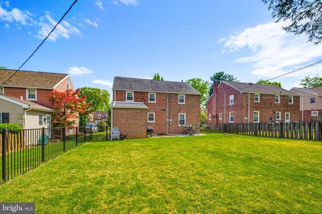 975 SALISBURY CT, Lancaster, PA 17601