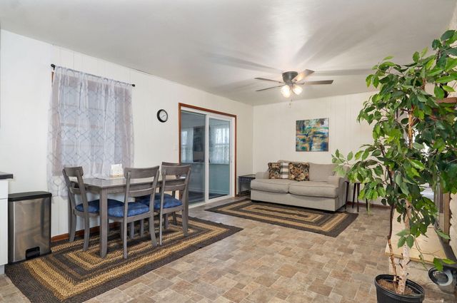 2917 E Portland Street, Springfield, MO 65804