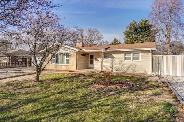 2917 E Portland Street, Springfield, MO 65804