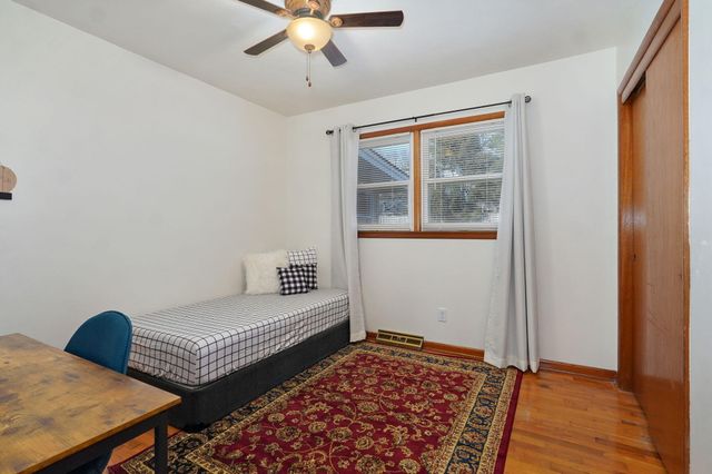 2917 E Portland Street, Springfield, MO 65804