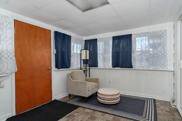 2917 E Portland Street, Springfield, MO 65804