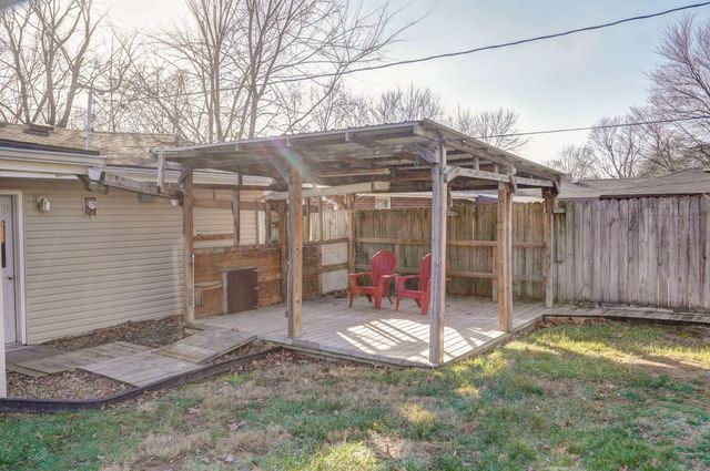 2917 E Portland Street, Springfield, MO 65804