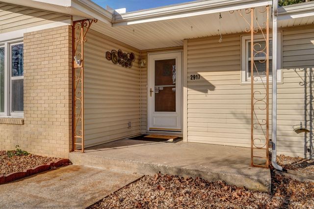 2917 E Portland Street, Springfield, MO 65804