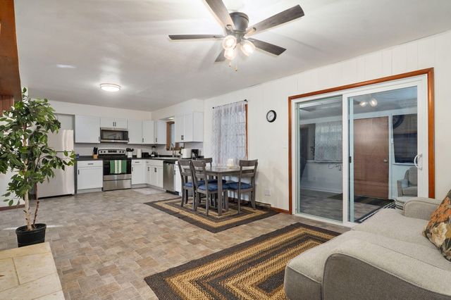 2917 E Portland Street, Springfield, MO 65804