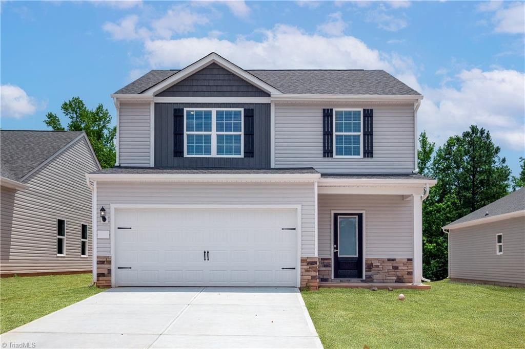 3411 Robindale Drive, Winston-salem, NC 27107