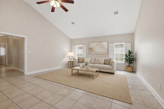 110 Magnolia Courtyard, Houma, LA 70364