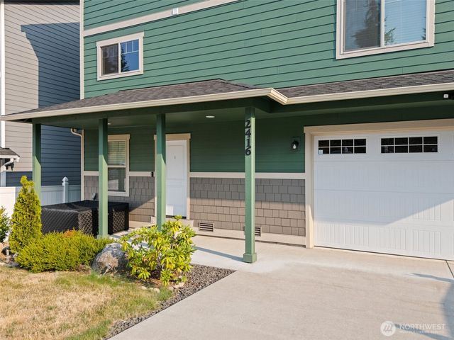 2416 W Echo bay Dr, Bremerton, WA 98312