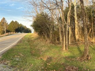 1183 Hwy J, Fredericktown, MO 63645