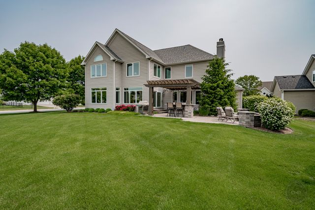 2503 Skylane Drive, Naperville, IL 60564