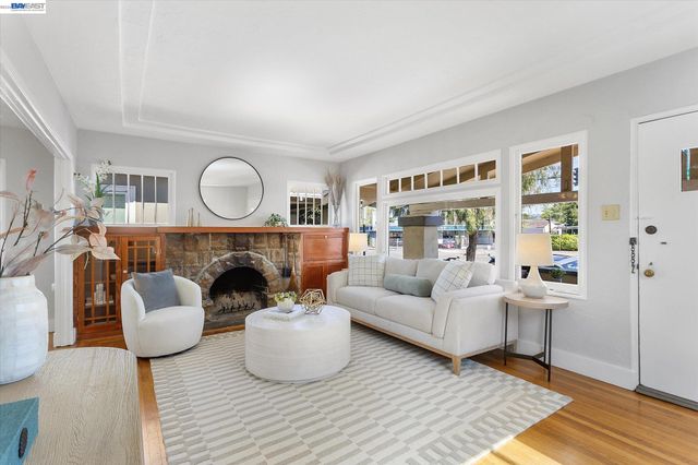 2516 Buena Vista Ave, Alameda, CA 94501