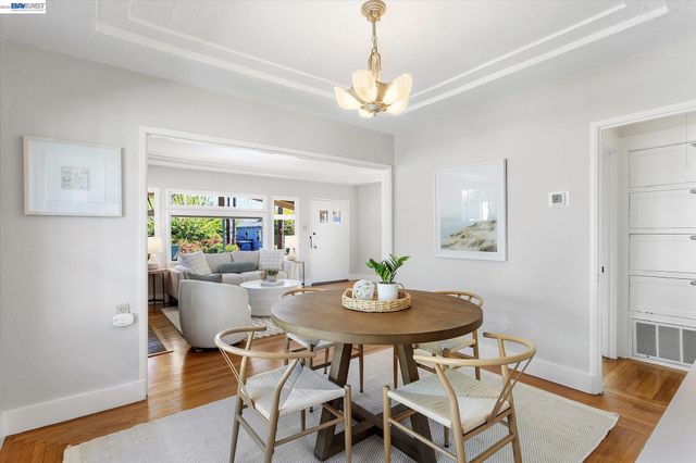 2516 Buena Vista Ave, Alameda, CA 94501