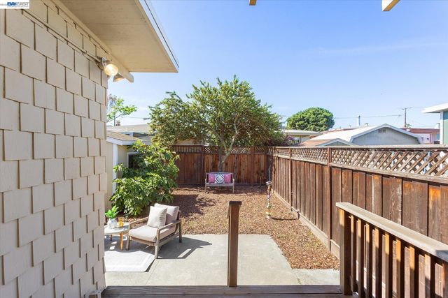 2516 Buena Vista Ave, Alameda, CA 94501