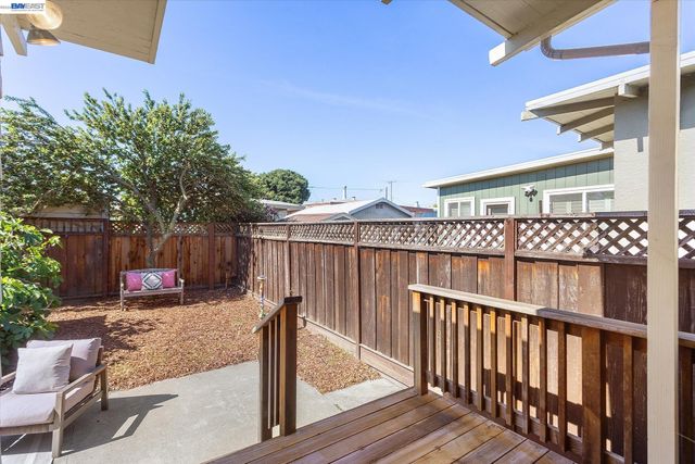 2516 Buena Vista Ave, Alameda, CA 94501