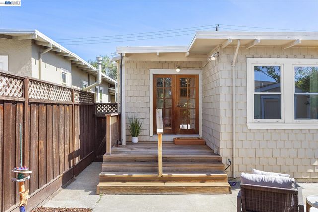 2516 Buena Vista Ave, Alameda, CA 94501