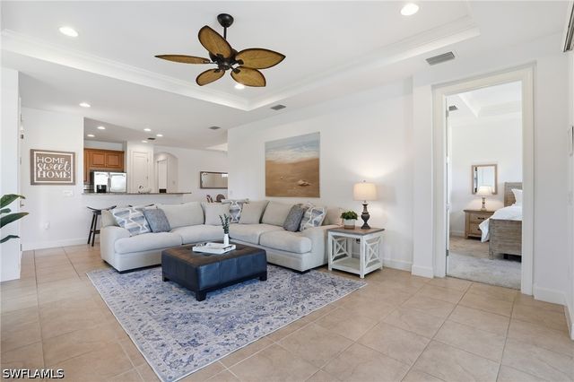 8355 Lucello TER N, Naples, FL 34114