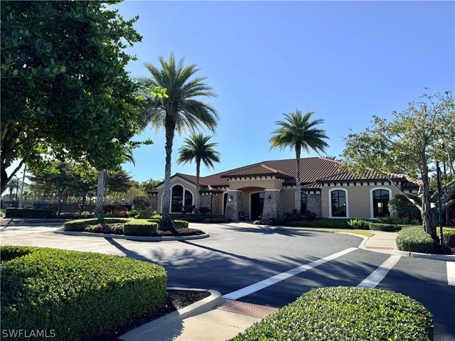 8355 Lucello TER N, Naples, FL 34114