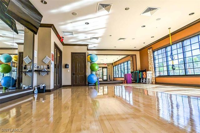 8355 Lucello TER N, Naples, FL 34114