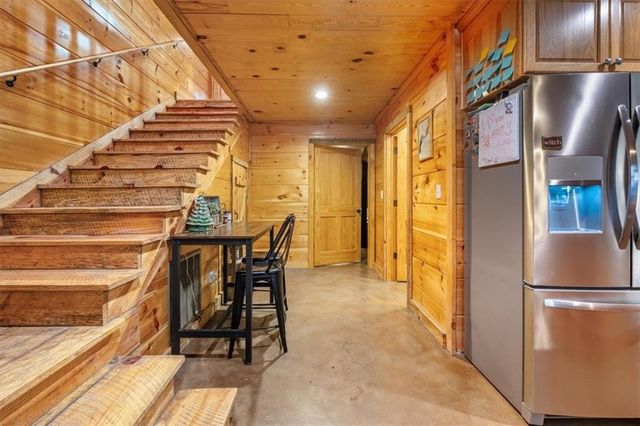 938 Marion Dairy Road SE, Lindale, GA 30147
