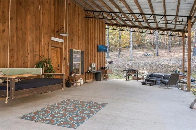 938 Marion Dairy Road SE, Lindale, GA 30147