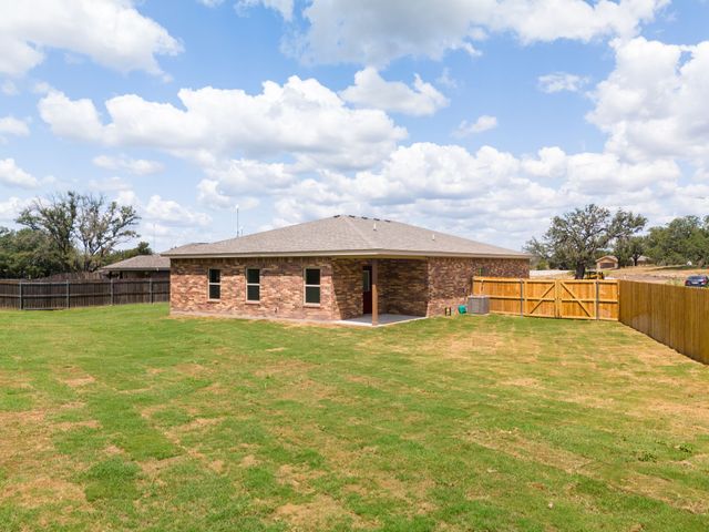 828 Elijah Lane, Lampasas, TX 76550