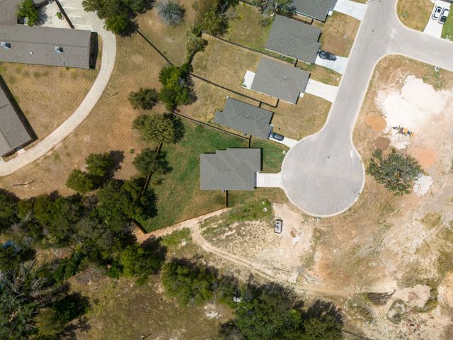 828 Elijah Lane, Lampasas, TX 76550