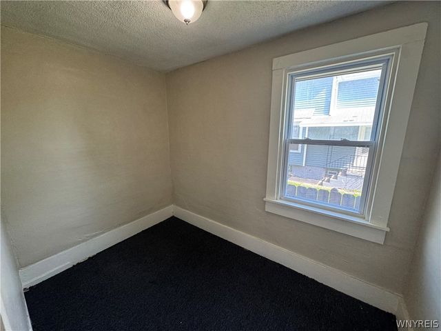 745 19th Street, Niagara Falls, NY 14301