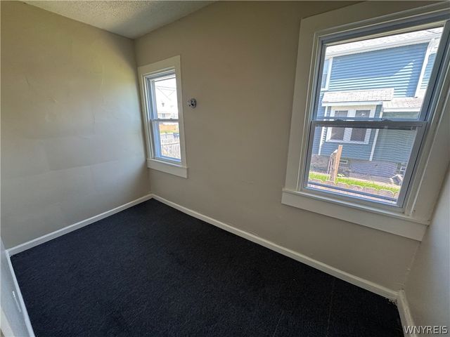 745 19th Street, Niagara Falls, NY 14301