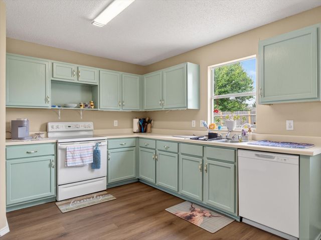 2405 Chestnut Drive, Little Elm, TX 75068