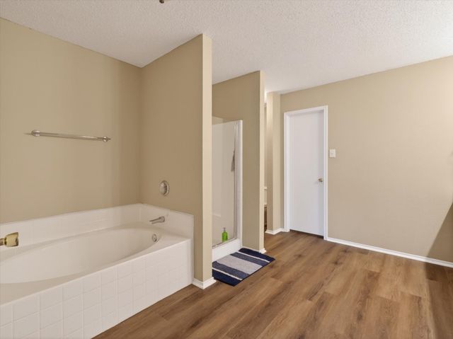 2405 Chestnut Drive, Little Elm, TX 75068