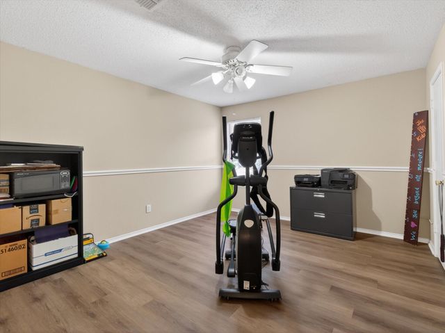 2405 Chestnut Drive, Little Elm, TX 75068
