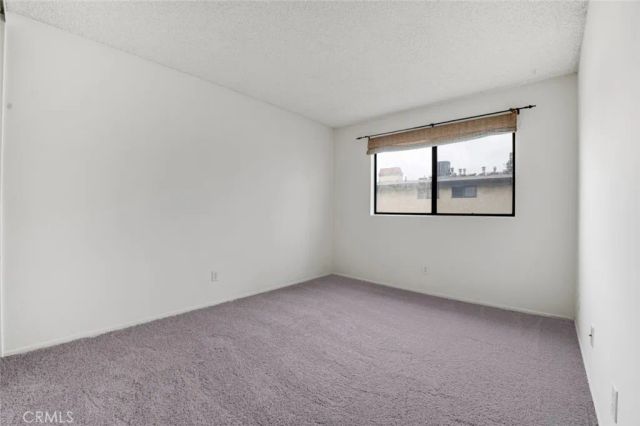 20737 Roscoe Boulevard 701, Winnetka, CA 91306