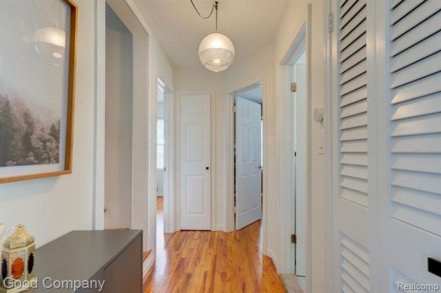 926 N Kenwood Avenue, Royal Oak, MI 48067