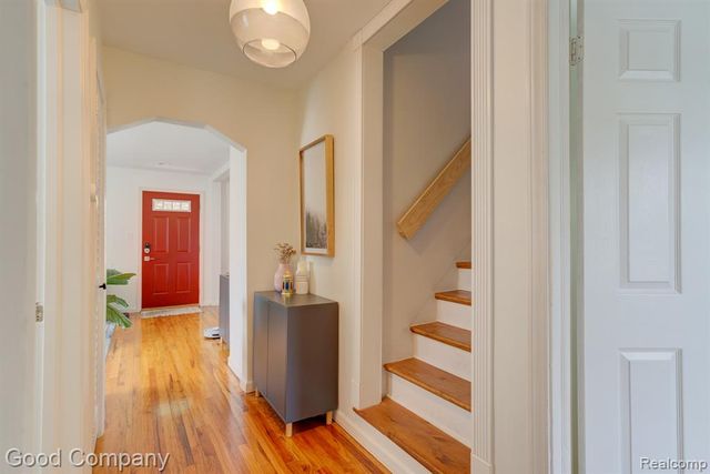 926 N Kenwood Avenue, Royal Oak, MI 48067