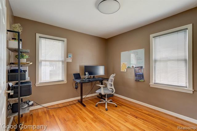 926 N Kenwood Avenue, Royal Oak, MI 48067