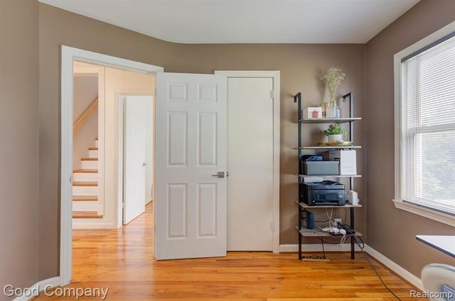 926 N Kenwood Avenue, Royal Oak, MI 48067