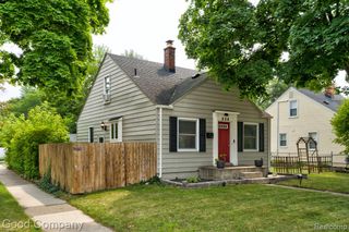 926 N Kenwood Avenue, Royal Oak, MI 48067