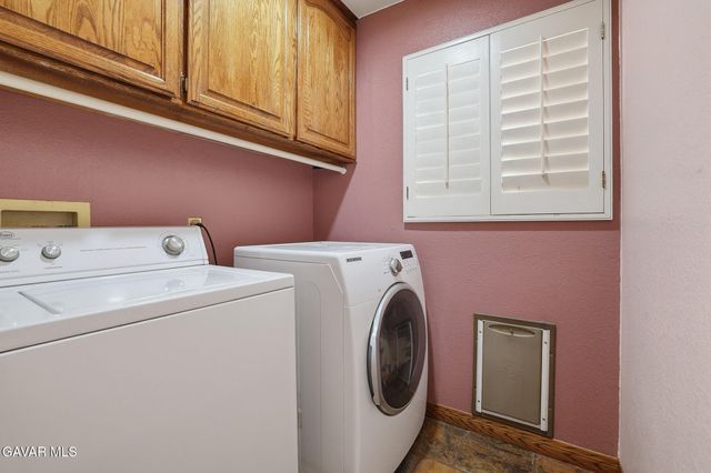 42060 Jenny Lane, Lancaster, CA 93536