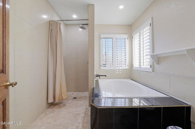 42060 Jenny Lane, Lancaster, CA 93536