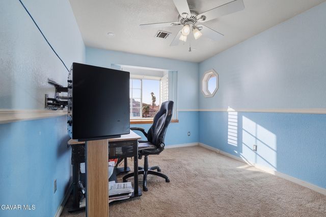 42060 Jenny Lane, Lancaster, CA 93536