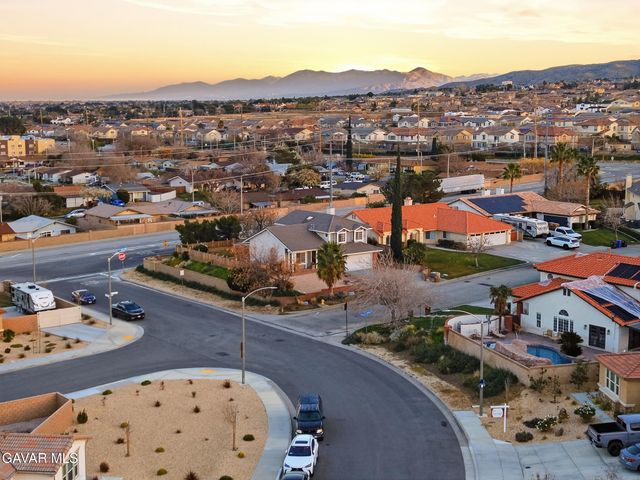 42060 Jenny Lane, Lancaster, CA 93536