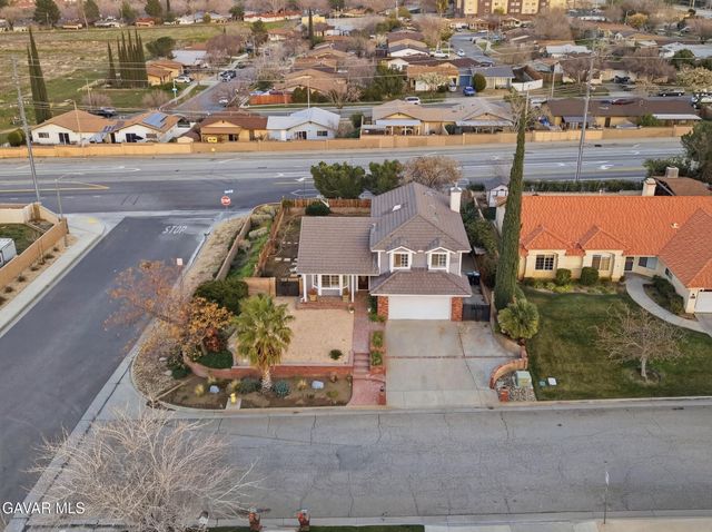 42060 Jenny Lane, Lancaster, CA 93536