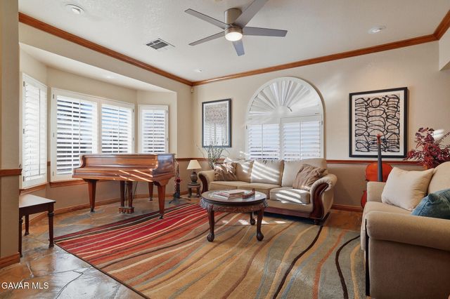 42060 Jenny Lane, Lancaster, CA 93536