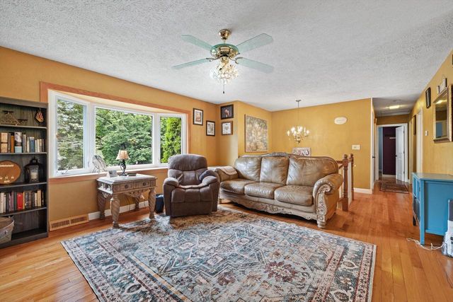 316 W State STREET, Burlington, WI 53105