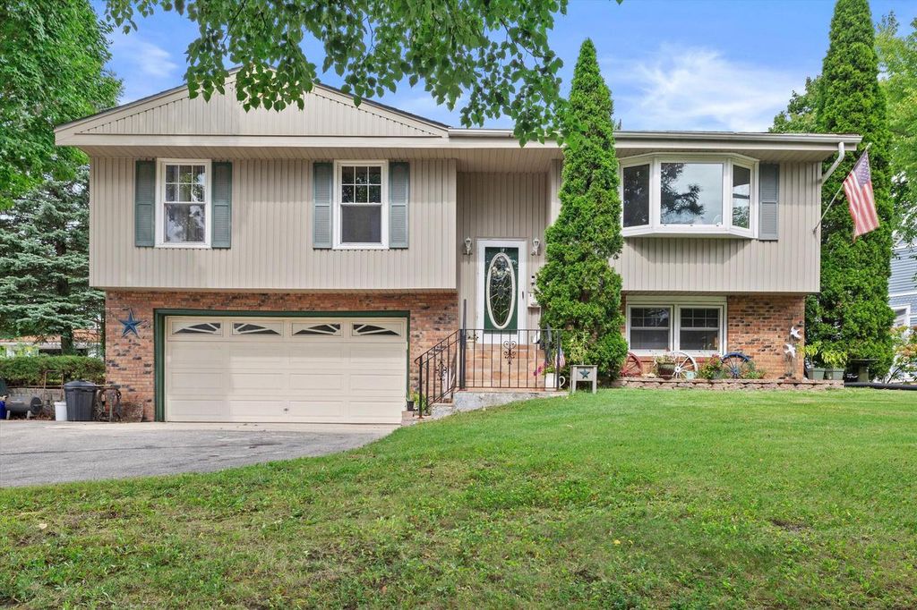 316 W State STREET, Burlington, WI 53105