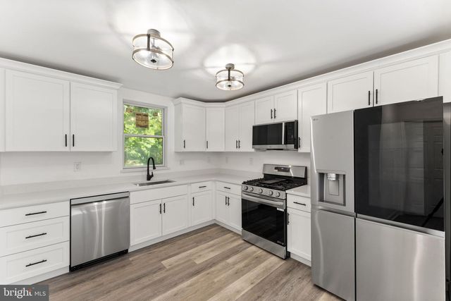 353 FLORENCE BLVD, Williamstown, NJ 08094